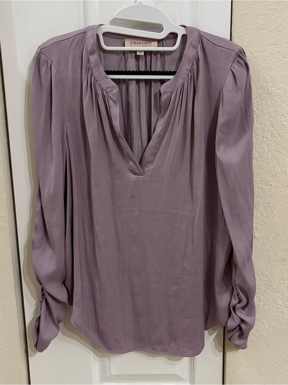 Philosophy Dusty Lavender V-Neck Long Sleeve Blouse - Picture 2 of 7